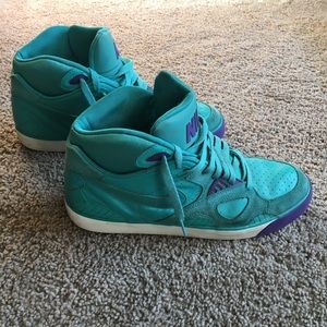 Nike High Top shoes - 10.5